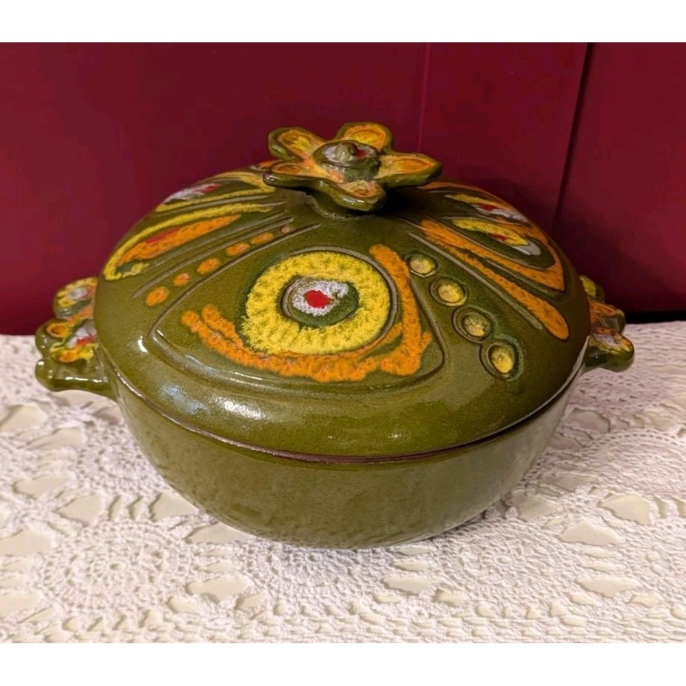 Pacific Stoneware retro Casserole B. Welsh, 60s -70s avacado Green pot w/ lid